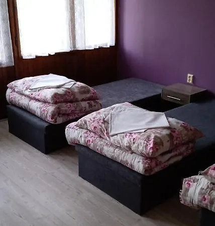 Družstevní Dům Choustník Choustnik