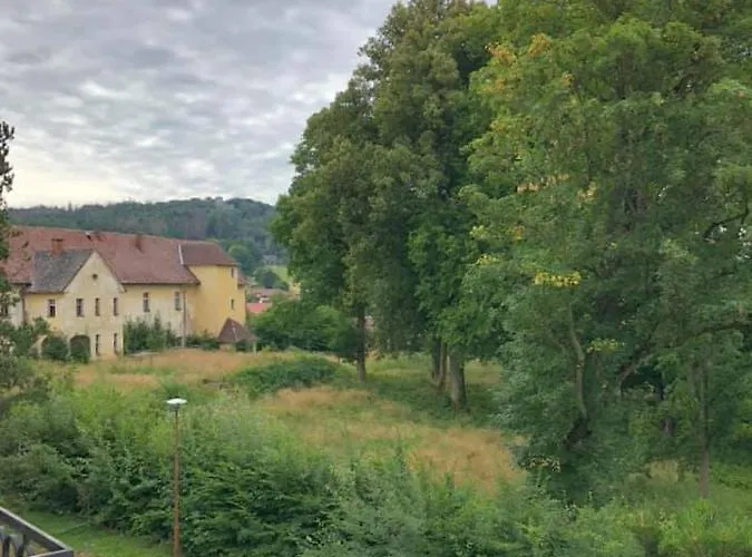 Družstevní Dům Choustník Inn Choustnik